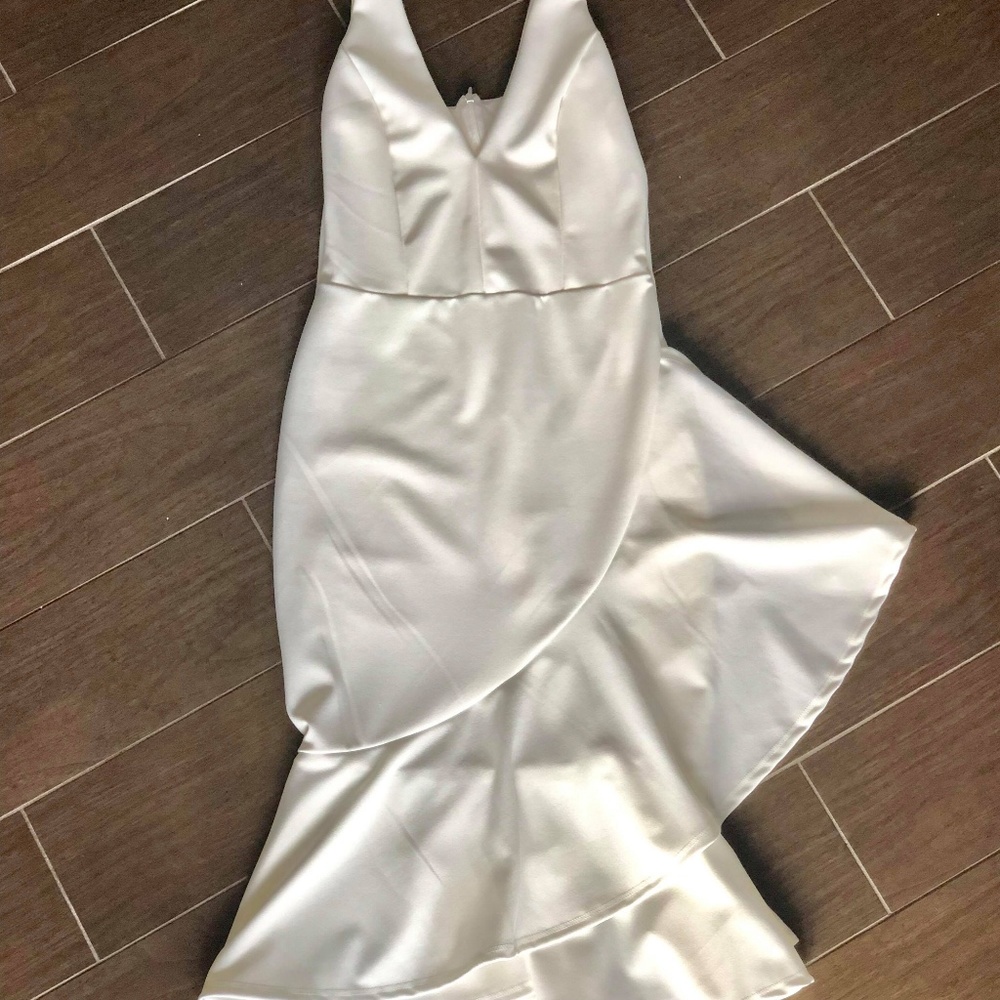 LULUS IVORY/WHITE BODY CON SLEEVELESS MIDI DRESS